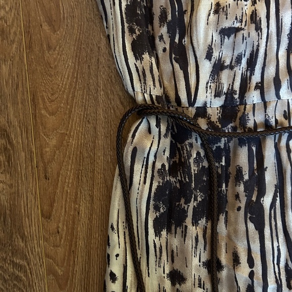 Leopard Print Maxi Dress - Picture 5 of 13